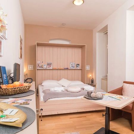 Tiny Hideaway Apartment Vienna Luaran gambar