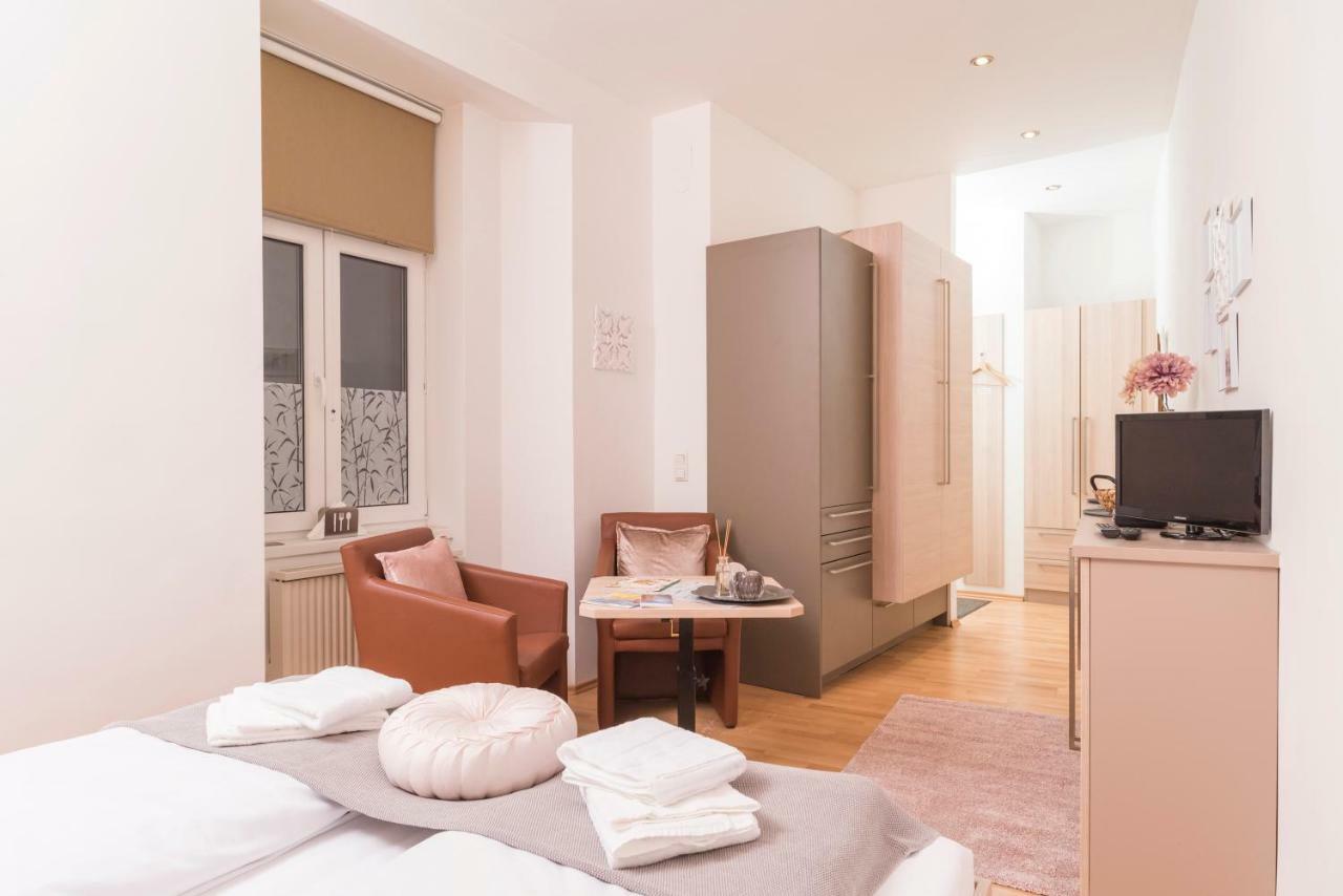 Tiny Hideaway Apartment Vienna Luaran gambar
