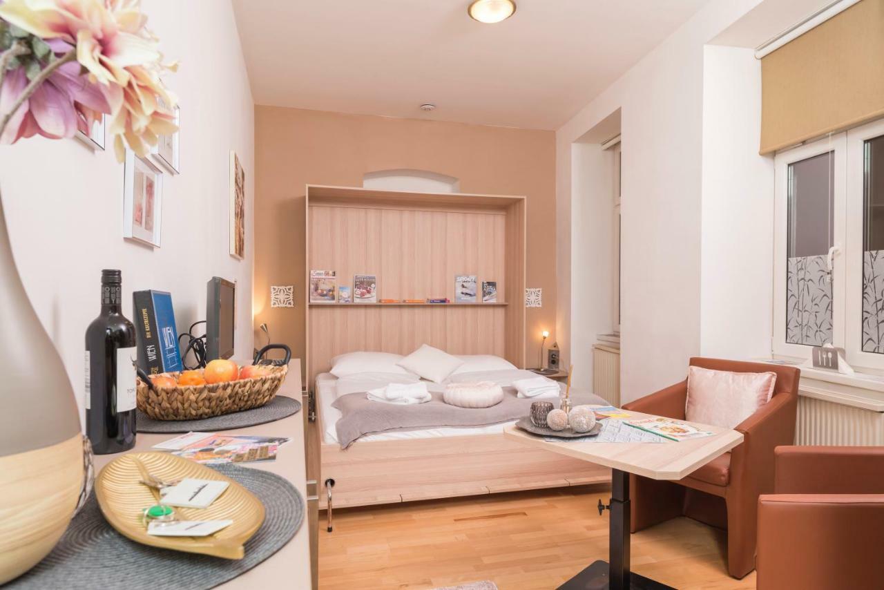 Tiny Hideaway Apartment Vienna Luaran gambar